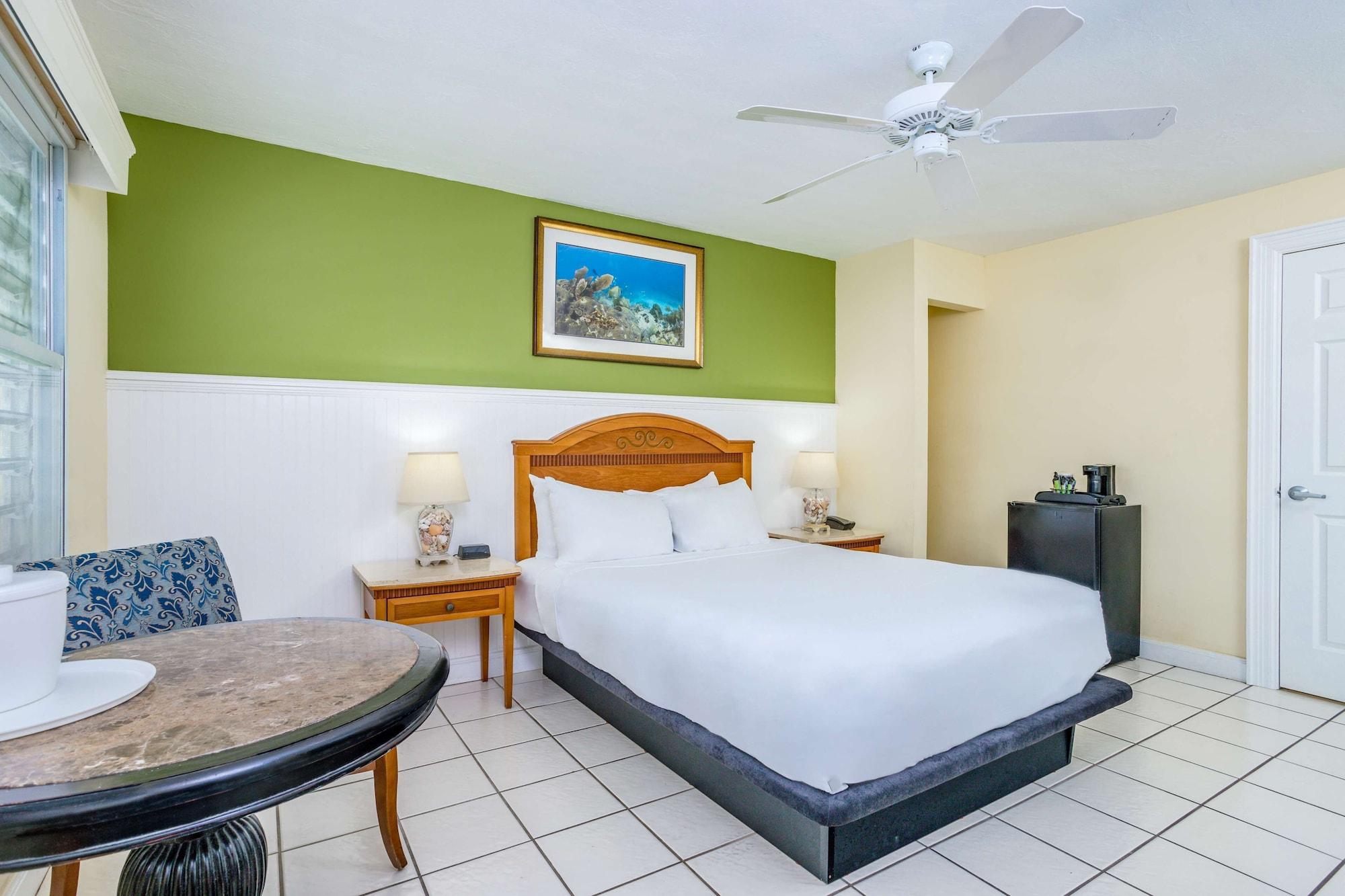 Marina Del Mar Resort And Marina Key Largo Exterior photo